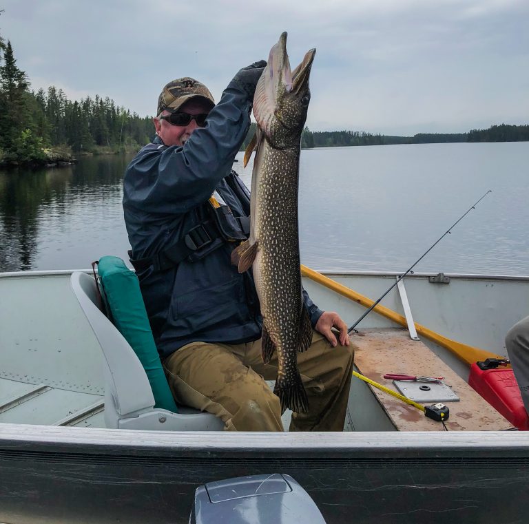 Saddle Lake Outpost KayAir